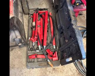 PITTSBURGH HYDRAULIC EQUIPMENT LIFT