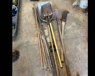VARIOUS YARD TOOLS
