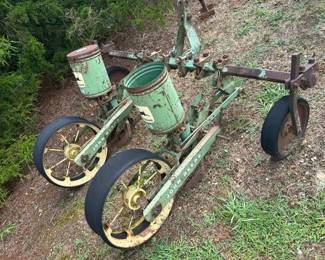 JOHN DEERE 25B 2 ROW PLANTER