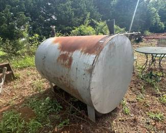 APX 500 GAL METAL FUEL TANK