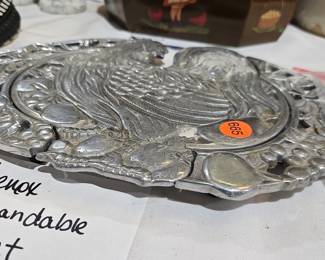 LENOX EXPANDABLE TRIVET