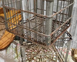 VINTAGE CRATES