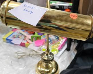 DESK LAMP
