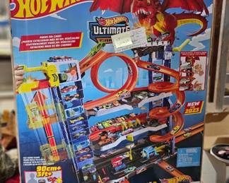HOT WHEELS
