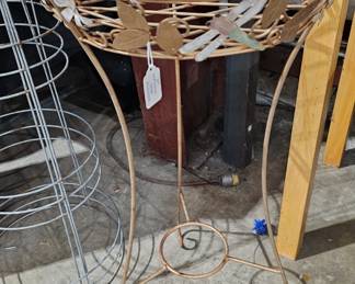 PLANT STAND