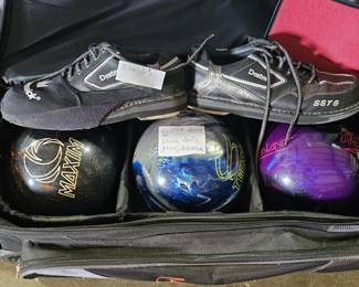 BOWLING BALLS / SHOES / BAG