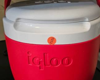 IGLOO WATER COOLER
