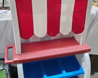LEMONADE STAND PLAY SET