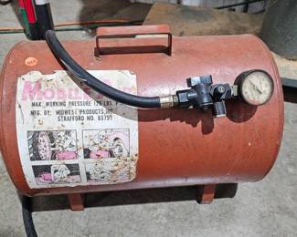 AIR COMPRESSOR
