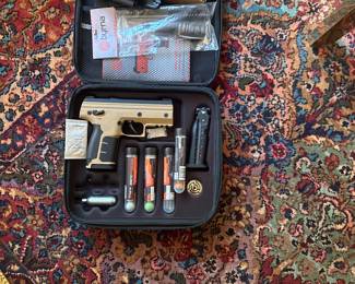 Non Lethal Pepper Spray Gun 