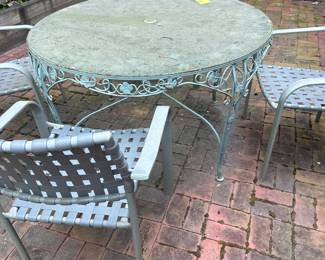 Rod iron Outdoor table and chairs 
