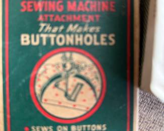 Singer Universal sewing machine attachments
