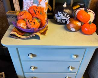 Halloween decor, and cutel little night stand