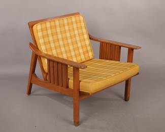 Furniture of Distinction by Stanley MCM arm chair