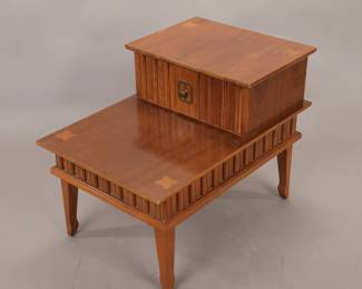 Furniture of Distinction double tier end table