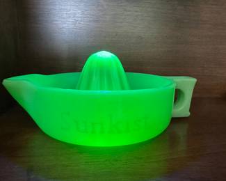 Sunkist uranium glass juicer
