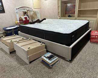 NEW, NEVER USED!!! Bed w/ Drawer Storage