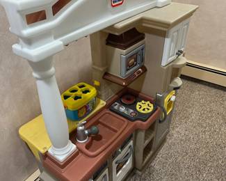 Little Tikes Kitchen
