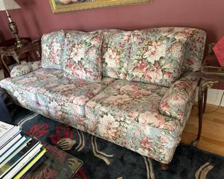 Beautiful Ethan Allen Sofa 