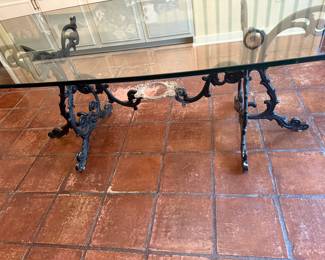 This is the beautiful iron base that is a partner of those absolutely stunning chairs.