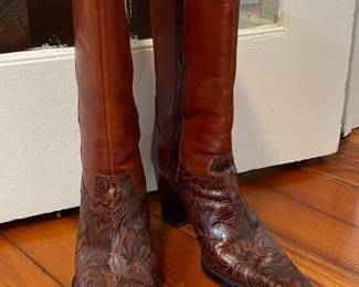 Like new tooled leather boots!