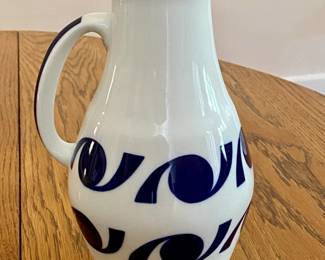 Sardalos vase