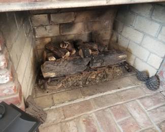 Fireplace logs