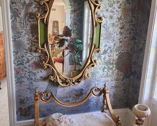 Entry bench and mirror