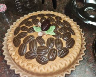 Why bake a pecan pie when you can use this covered pie dish to impress.......