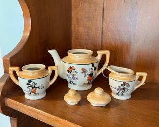 R1 - $25. 1930s Mickey Mouse Childs Tea Set.