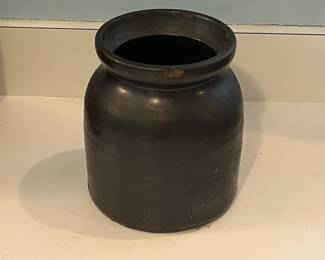 R60b - $15. Small Crock with chip on lip. No lid.