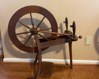 R127 - $100 Small Wooden Spinning Wheel. Includes what is in photograph.