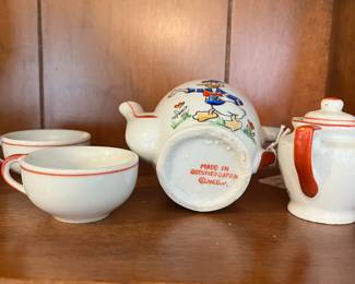 R2 - $45. Donald Duck Childs Tea Set. Made in Occupied Japan.