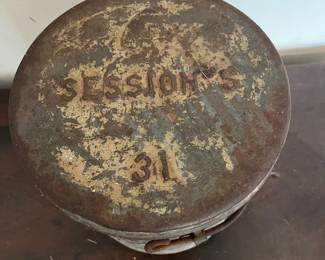 R73 - $25. Sessions Lidded Pail. Measures 9" x 10.5" tall.