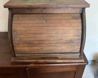 R74 - $10. Vintage Roll Top Bread Box.