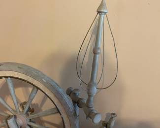 R125 - $100. Small Blue Spinning Wheel. Includes what is photographed.