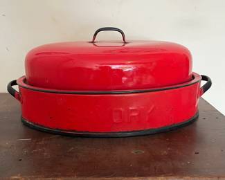 R75 - $60. Red Savory Roaster. Measures 17" x 8".