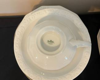 R132 - $175. Rosenthal Maria White. 50pc Set.