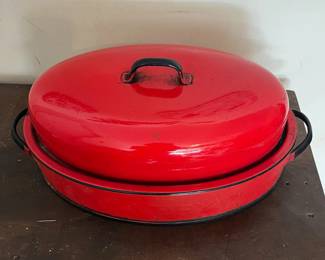 R75 - $60. Red Savory Roaster. Measures 17" x 8".