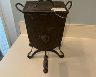 R18 - $25. 1890s Fries "Whipper"