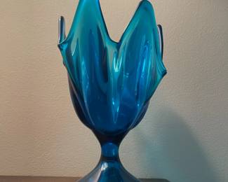 R121 - $18. Handkerchief Vase.