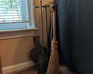 R34 - $60. Fire Place Set.