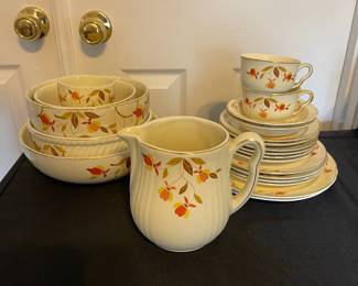 R134 - $25. Hall's Superior Autumn Leaf. 18 pc.