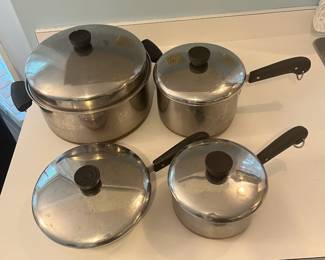 R50 - $50. RevereWare 8pc Set (4 pots / 4 lids)