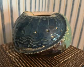Artisan pottery
