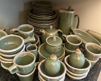 Rare green Hull stone wear set.