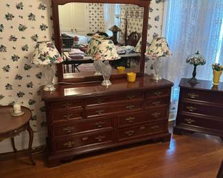 Bassett bedroom furniture in excellent condition. Solid wood construction.