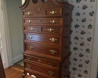 Gorgeous Bassett tall chest