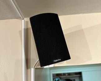 Surround sound system with speakers