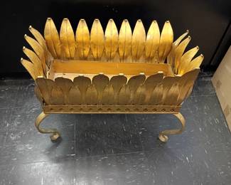 awesome vintage planter 